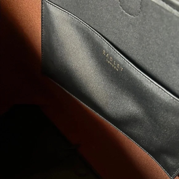 RADLEY LONDON Pink Leather Tote with Metallic Accents - Picture 4 of 7